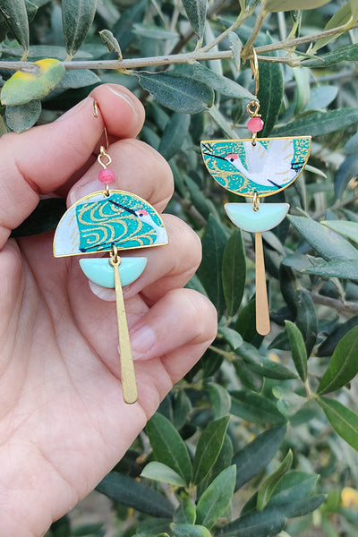 Boucles d'oreilles asymétriques en papier japonais grues vertes