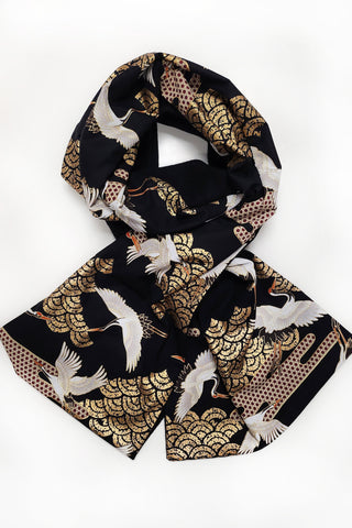 Echarpe en patchwork de coton japonais noire, enroulée