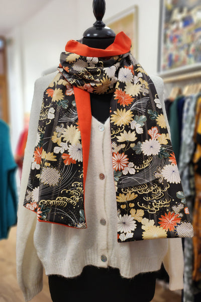 écharpe en cachemire et tissu japonais fleuri, marron et orange