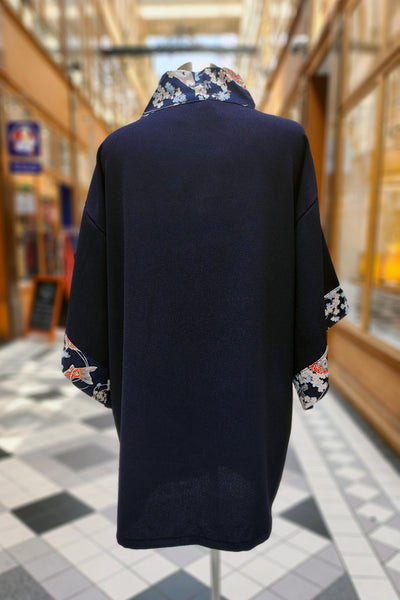 Kimono HIME Carpes et sakura marine - Fleurs d'Ascenseurs