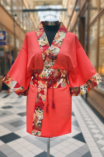 Kimono HIME Eventails rouges - Fleurs d'Ascenseurs