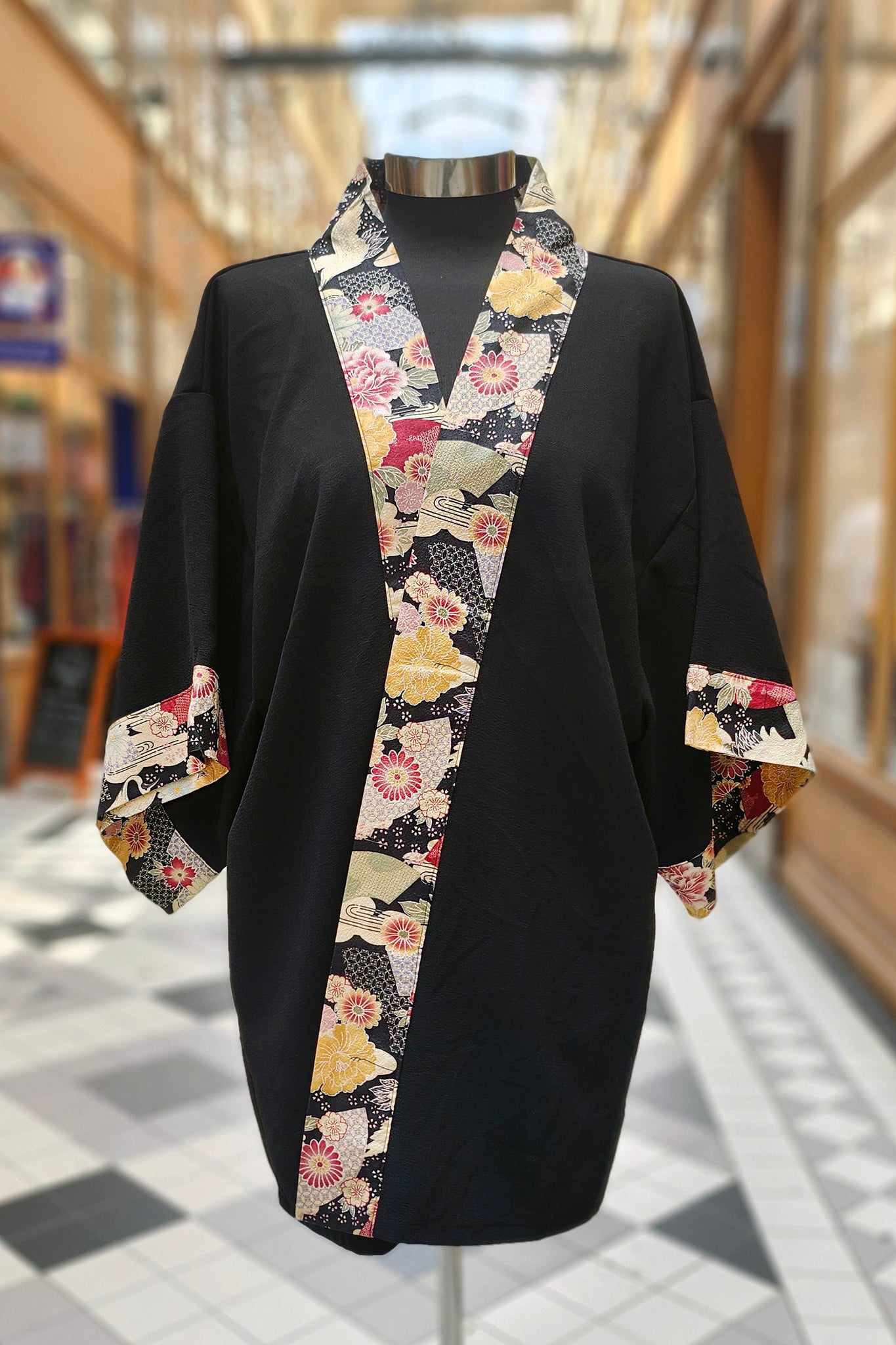Kimono HIME Fleurs et grues - Fleurs d'Ascenseurs