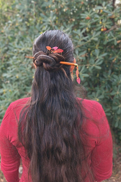 Coiffure avec peigne à cheveux feuilles d'automne