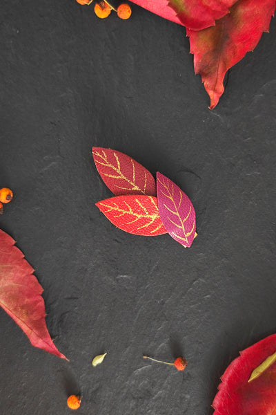 Petites pinces à cheveux feuilles d'automne orange et rouge