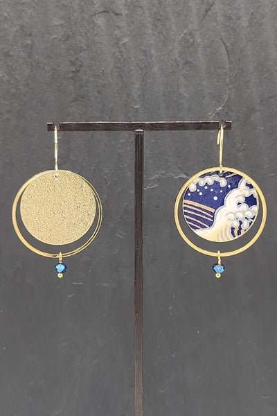 Boucles d'oreilles ASAHI Vague bleue - Fleurs d'Ascenseurs