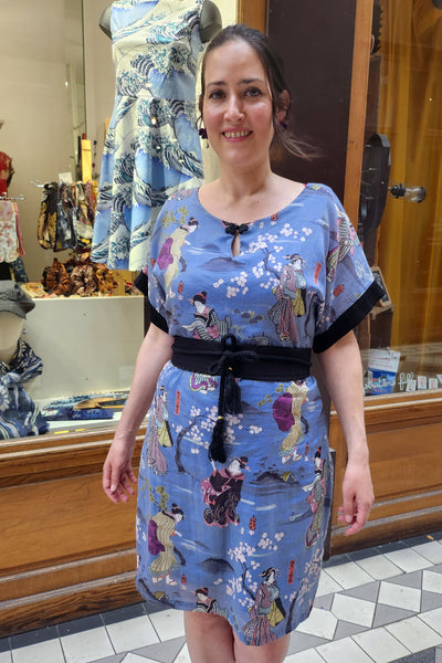 Robe HOSHI Geisha bleu - Fleurs d'Ascenseurs