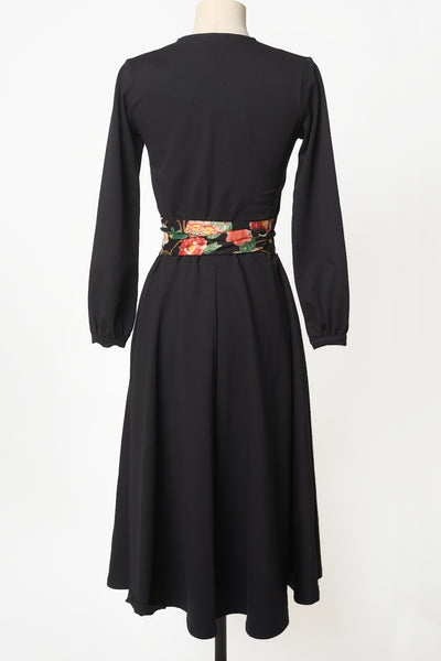 Robe NAGOYA Botan noir - Fleurs d'Ascenseurs