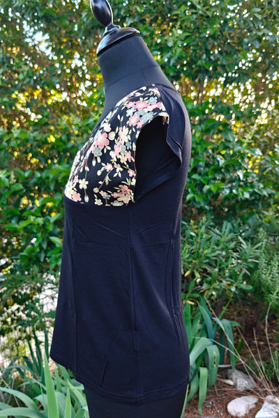 T-shirt femme en tissu japonais motif fleurs de sakura