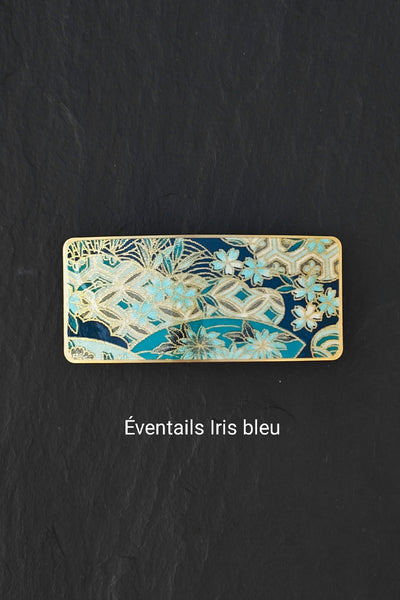 Barrette à cheveux bleue en métal doré et motifs japonais fleuris