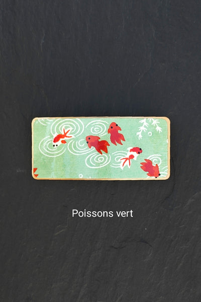 Barrette à cheveux verte en métal doré et motifs de poissons rouges