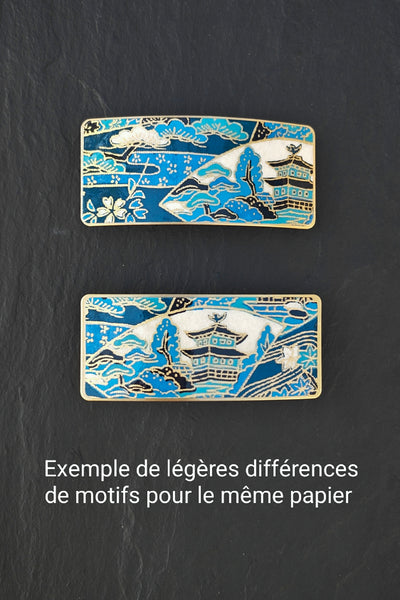 Barrette à cheveux bleue en métal doré et motifs japonais