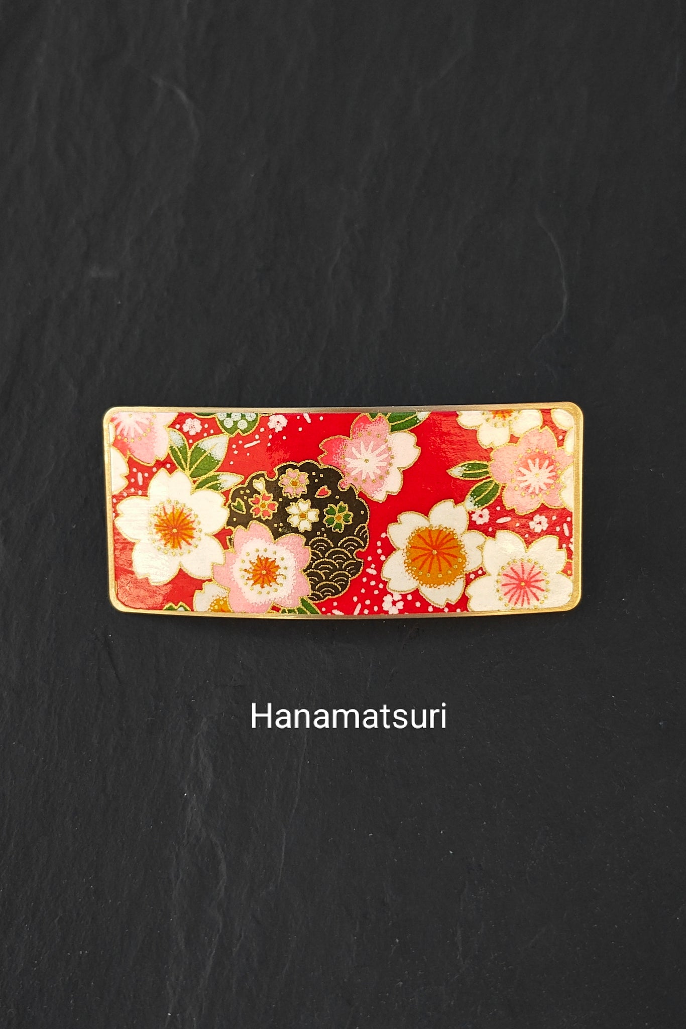Barette japonaise en papier washi motif Hanamatsuri rouge