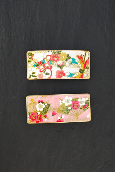 Barrettes à cheveux roses et blanches en métal doré et motifs japonais