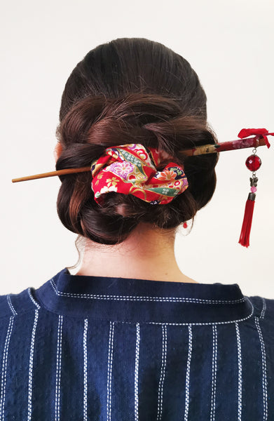 CHU CHU ! Sakura rouge, chouchou japonais pour cheveux - Fleurs d'Ascenseurs