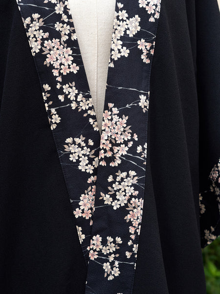 Kimono HIME noir col sakura - Fleurs d'Ascenseurs
