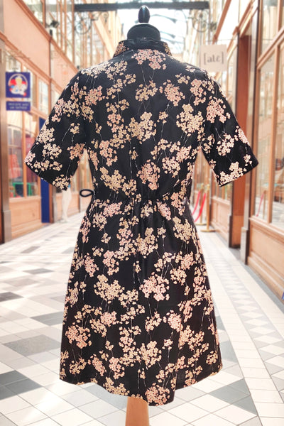 Robe japonaise YUKATA Sakura noir - Fleurs d'Ascenseurs