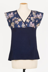 T-shirt NAOKO Sakura marine - Fleurs d'Ascenseurs