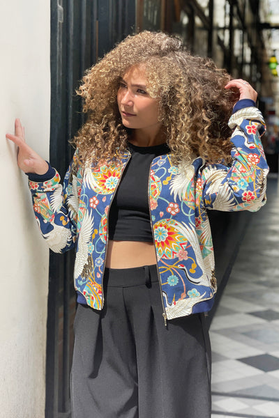 Veste bombers tissu japonais SHURI Kanage noir porté - Fleurs d'Ascenseurs